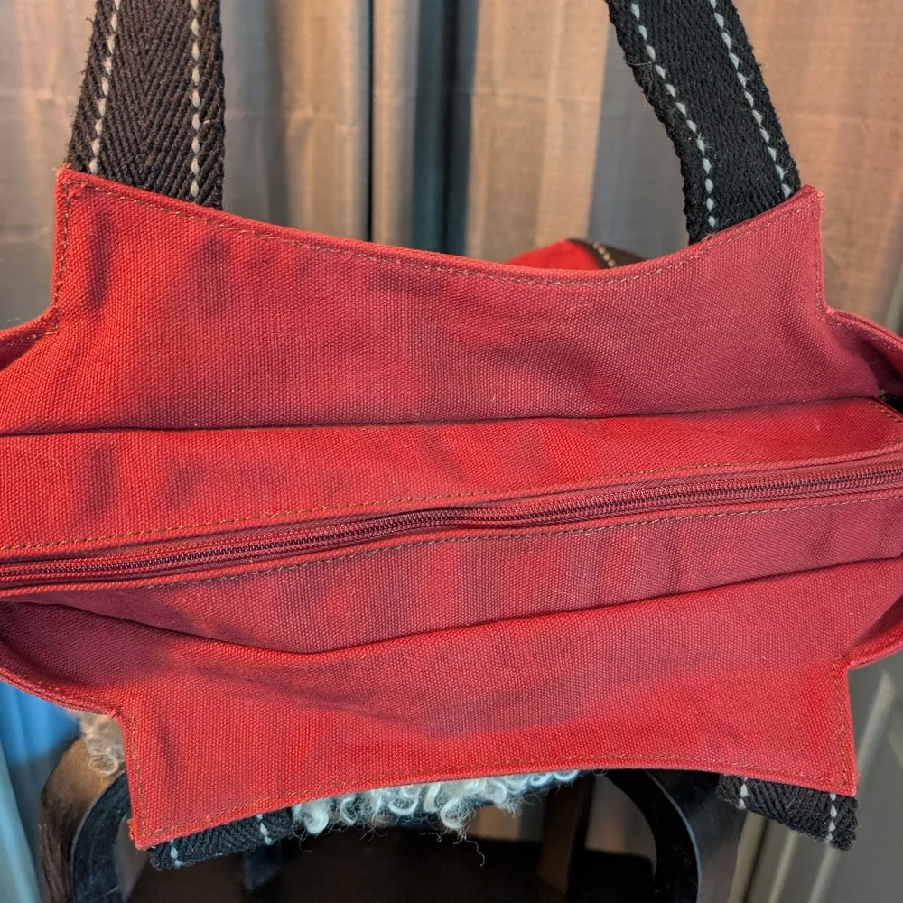 Chala Dachshund Tote - Picture 5 of 8